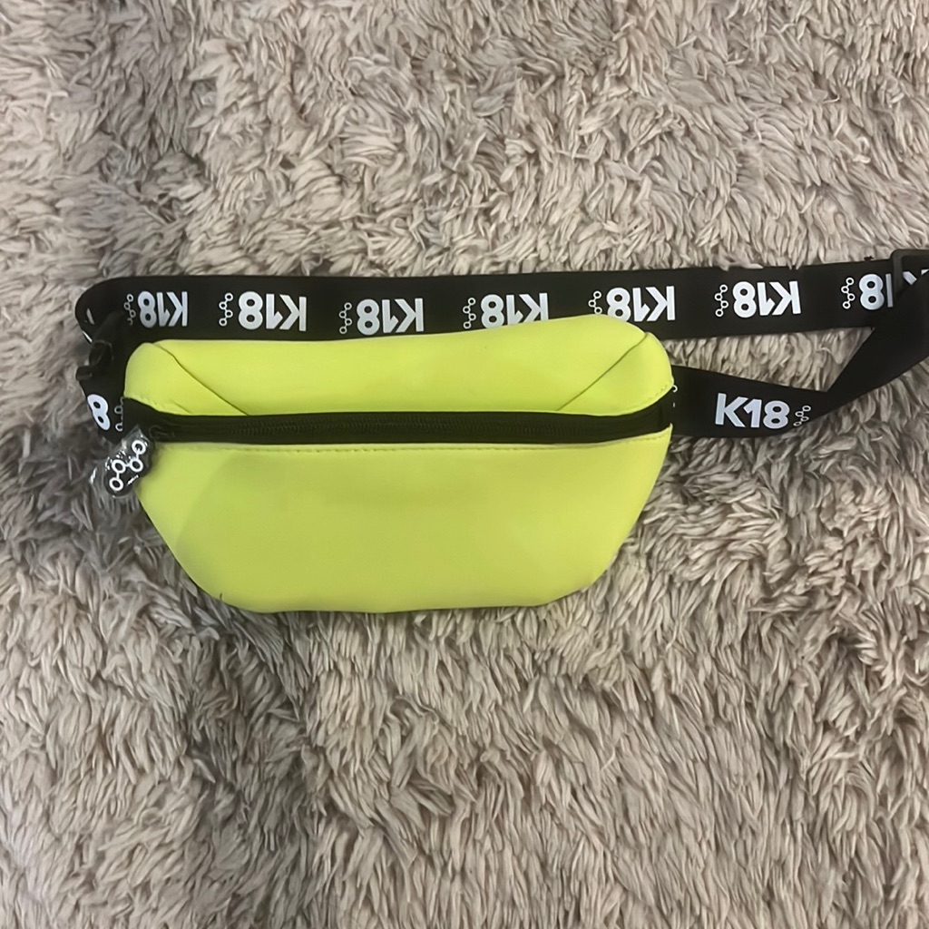 Fanny Back